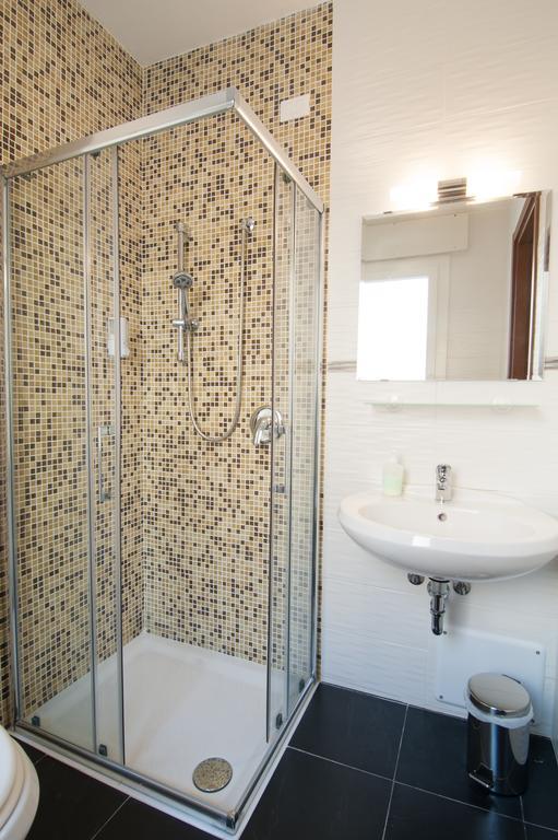 216 Venice Guest house